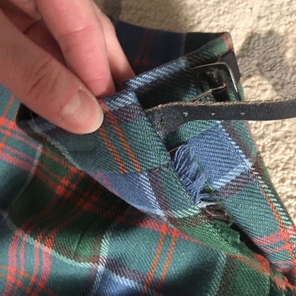 Vintage 100% wool made in Ireland plaid wrap skirt - Picture 7 of 8